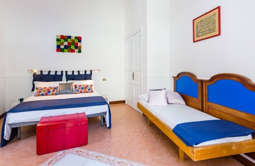 Quartieri Spagnoli Apartment | In the heart of Quartieri Spagnoli by Wonderful Italy