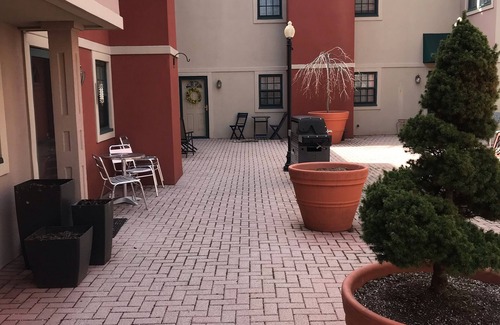 Downtown Syracuse House | In the heart of Syracuse Downtown