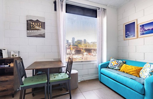 Melbourne Central Business District Apartment | In the Heart of the City – Quaint Studio in the Prime Location!