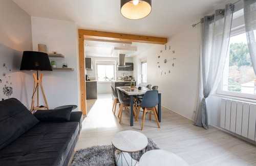 Gerardmer Apartment | In the heart of the city, Gite l Améthyste superb 3 * Saphir apartment with terrace