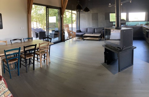 Soulomes House | In the heart of the causses! Beautiful modern wood-frame house with outdoor jacuzzi