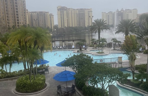 Kissimmee Resort | In the heart of the Disney area , espectacular resort , Gold crown