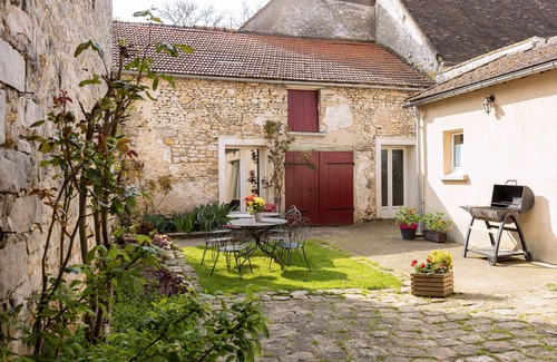 Ury House | In the heart of the Fontainebleau forest, capital of horse riding and climbing