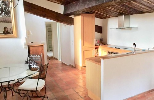 Cassis Apartment | In the historic center of Cassis, a stone's throw from the beaches