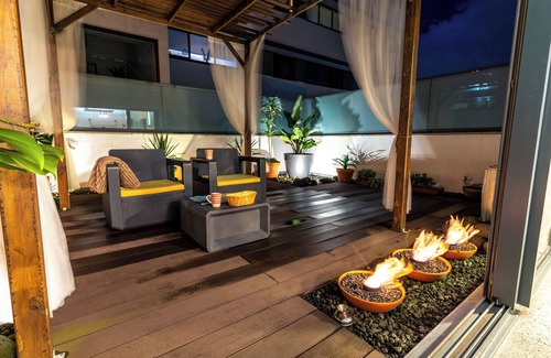 Ponta Delgada Apartment | In the historical center of Ponta Delgada and with outdoor patio!