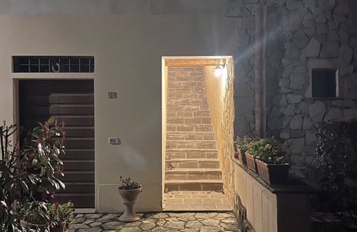 Montaione Resort | In the heart of Tuscany, beautiful garden with swimming pool, Casa di Ele awaits you