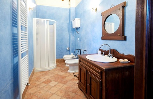 Uncinano Other | In the middle of nature Apartment. Fireplace and Olives trees view. Zaffiro