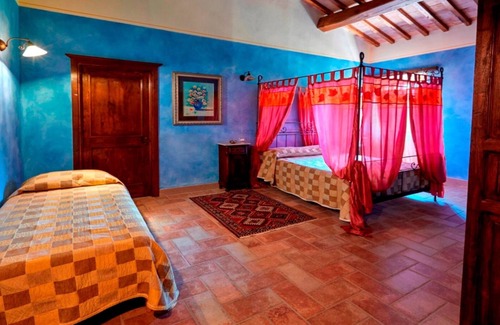 Uncinano Other | In the middle of nature Apartment. Fireplace and Olives trees view. Zaffiro