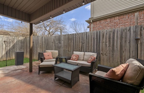 Fayetteville House | In the middle of Town/House/3bdr/2 bath