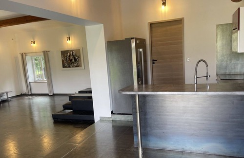 Rians Villa | In the middle of the fields