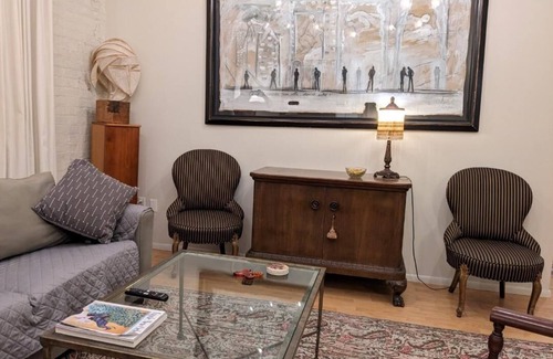 Arts/Warehouse District Condo | In the middle of the city, in a village of trendy warehouse-turned-condos