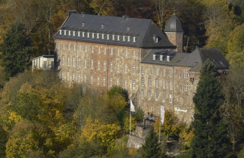Schleiden Apartment | In the Scheurener Berg, with a view over the Schleidener valley