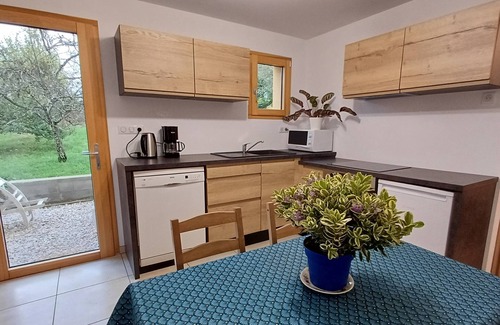 Fertans Apartment | In the Sweet Orchard of the Doubs *