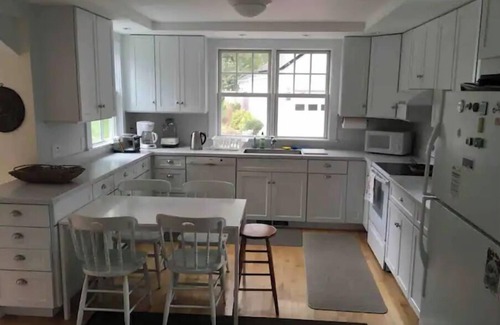 Vineyard Haven House | In Town Historic Captain's house