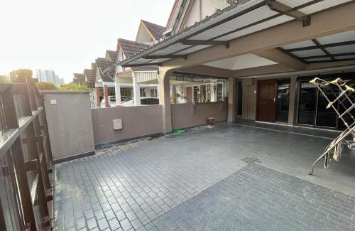 Kampung Sungai Nibong House | Inap by KF