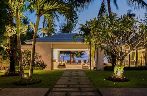 Lipa Noi Villa | Inasia Beach Villa - Eight Bedroom Villa, Sleeps 16