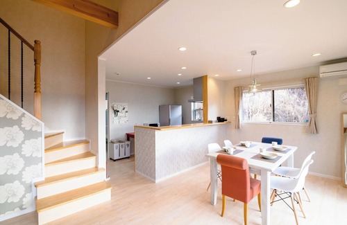 Azagawa House | Includes a barrel sauna an openair bath and a d/Minamitsurugun Yamanashi