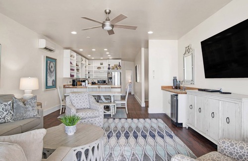 Gulf Shores House | Incredible Beachfront Retreat in Gulf Shores| Space for Up To 80 with 2 Pools!