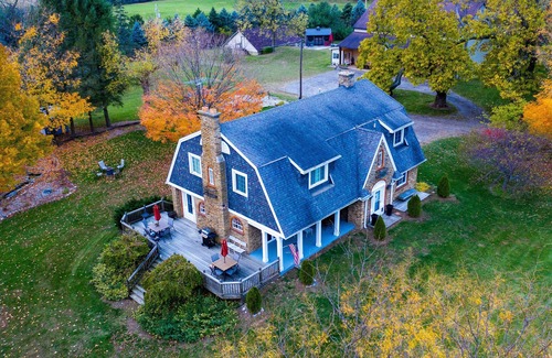 Benton Harbor House | Incredible Farm Oasis with plenty of space and land