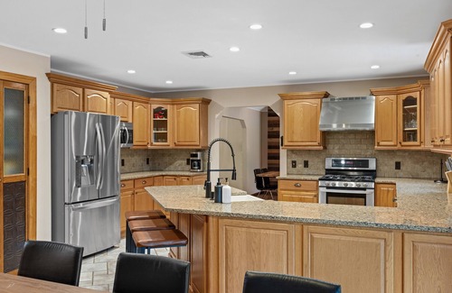 Pocono Pines House | Incredible House in the Heart of the Poconos. Private Heated Pool & Hot Tub