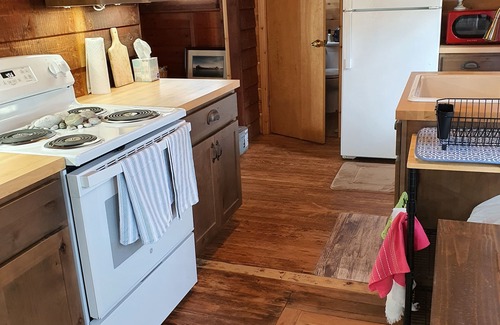 Arcadia House | Incredible Lake Michigan views/sunsets. Intimate cottage with sandy beach.
