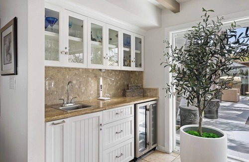 La Jolla Shores House | Incredible location across the street to the beach!