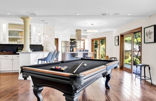 Sherman Oaks House | Incredible Los Angeles Mansion w/Panoramic Views