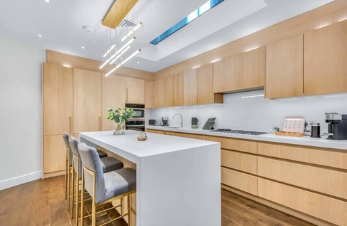 Bayswater Apartment | Incredible Modern Mews House in Hyde Park