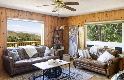 Julian Cabin | Incredible Mountain Views from the wrap around deck