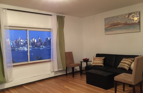 West New York Apartment | Incredible NYC and Water Views 3 bedrooms only 15 min from NYC