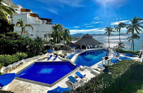 Las Hadas Condo | Incredible Ocean Front Condo with Amazing Views at Condomios Playasol Las Hadas