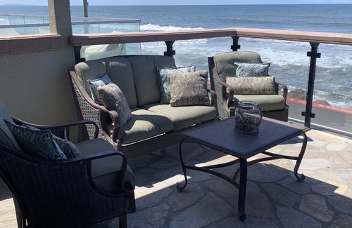 Townsite House | Incredible Ocean Views! Air Conditioning! Steps to the Sand! On The Strand