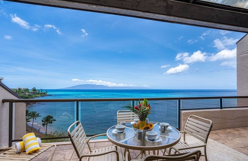 Kahana Condo | Incredible Oceanfront Corner Penthouse, 3B/3Ba, 2700 sq ft, NEW remodel!