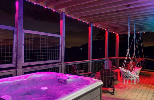 Wears Valley Cabin | Incredible Sunsets | Heated Pool | Designed 4 FUN