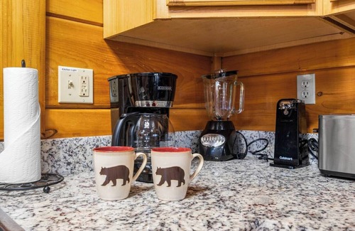 Sevierville Cabin | Incredible Vibes, Cozy Fires, and Pure Relaxation!