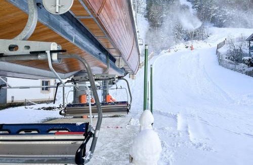 Arinsal Apartment | Increibles Vistas Al Valle De Arinsal NY - A Pie De Pistas - Parking Incluido l by BonesVacances