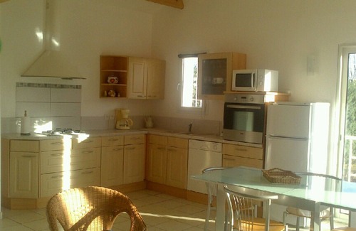 Le Val House | Independent accommodation and swimming pool