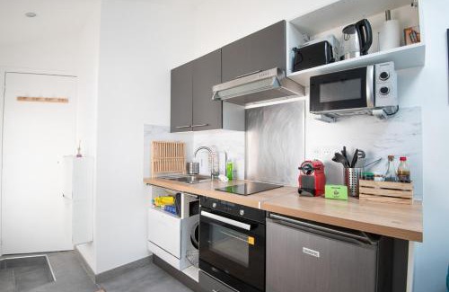 Saint-Maurice Pellevoisin Apartment | Independent and Comfortable Studio - Near the tram