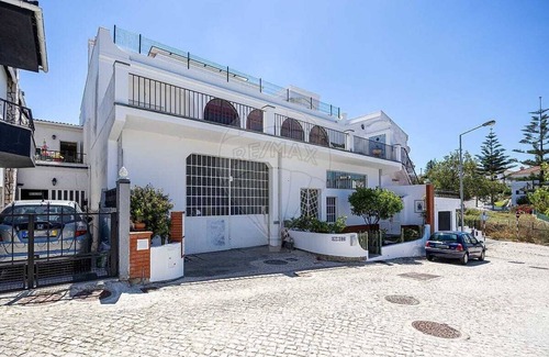Funchalinho Apartment | Independent apartment on top of villa