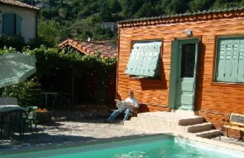 Vals-les-Bains Apartment | Independent appt in character house, swimming pool & garden, spa resort