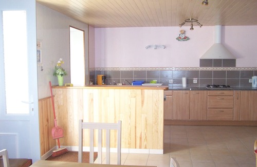 Plonevez-du-Faou House | independent house campaign