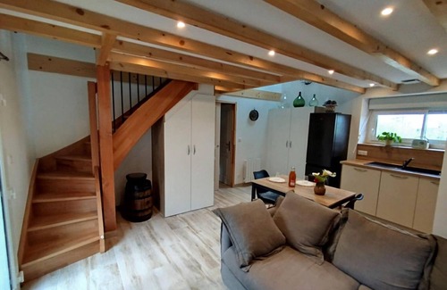 Jullouville Cottage | Independent house in Jullouville with terrace and enclosed courtyard, near the beach