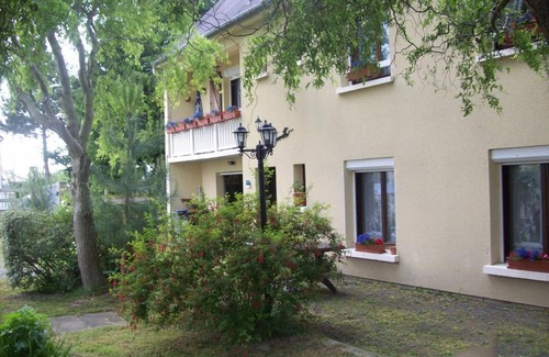 Beauvoir Cottage | Independent house with fireplace and enclosed garden, near Mont Saint-Michel