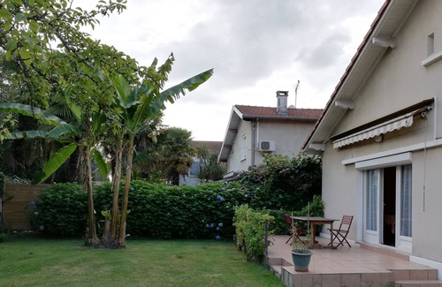 Le Hameau House | Independent room homestay