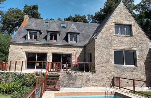 Crozon Apartment | Independent studio - exceptional location - swimming pool - 2/3 persons