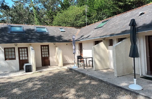 Crozon Apartment | Independent studio - exceptional location - swimming pool - 2/3 persons