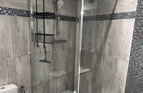 Belgentier Apartment | Independent studio with whirlpool bath