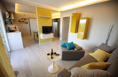 Grosseto Villa | Independent villa two independent apartments with swimming pool, whirlpool, park