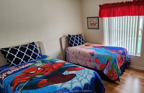Indian Point House | INDIAN POINT (4521OB) - 3BR 2BA Pool Villa private Games Room, fenced backyard