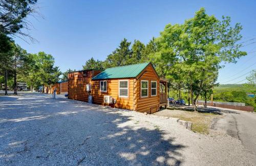 Indian Point House | Indian Point Cabin 19 near SDC, Branson, and Table Rock Lake